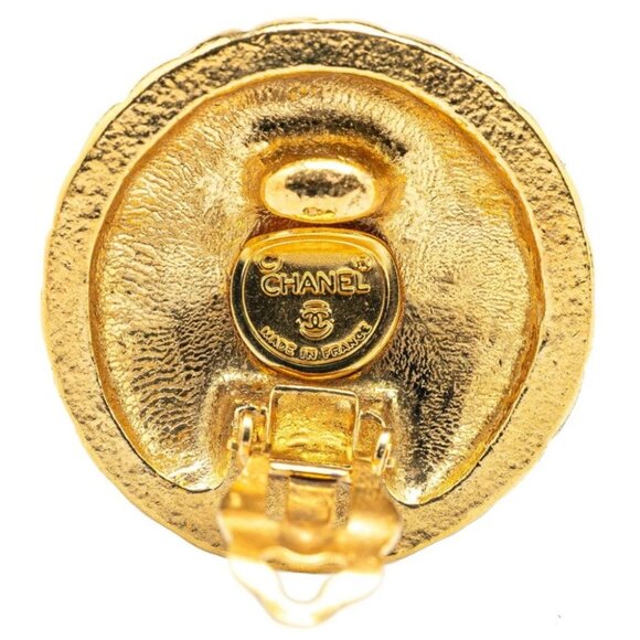 CHANEL CC Logos Round Vintage Clip-On Earrings Gold Tone Auth w/Box #7701 - Picture 3 of 4